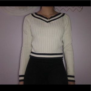 White & blue stripped sweater